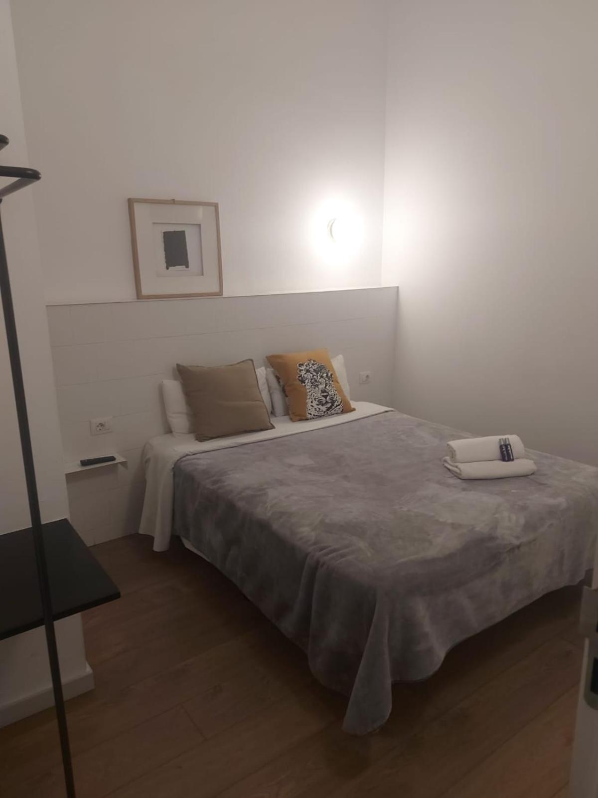 Hostal Argo Barcelona Zewnętrze zdjęcie